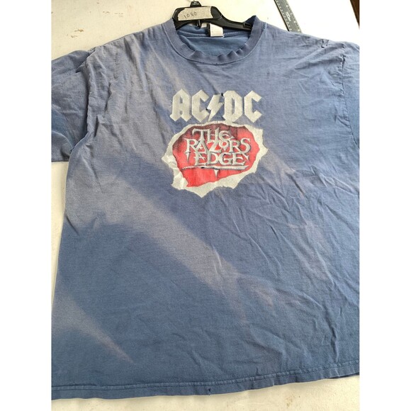 Vintage 90s Ac/Dc the Razors Edge Tour Distressed T-shirt Size XL by Freeze - Picture 3 of 10